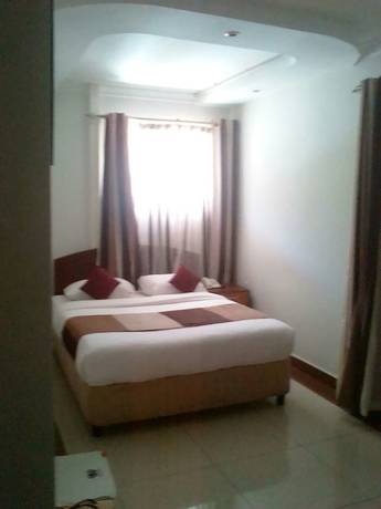 Imagen de la habitación del Hotel Dlux. Foto 8