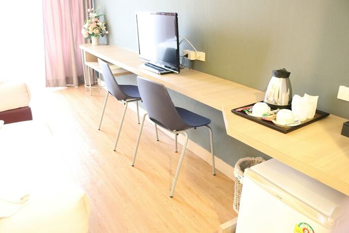 Imagen de la habitación del Hotel D-luxx. Foto 7
