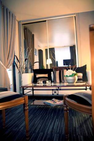 Imagen de la habitación del Hotel Dm. Foto 9