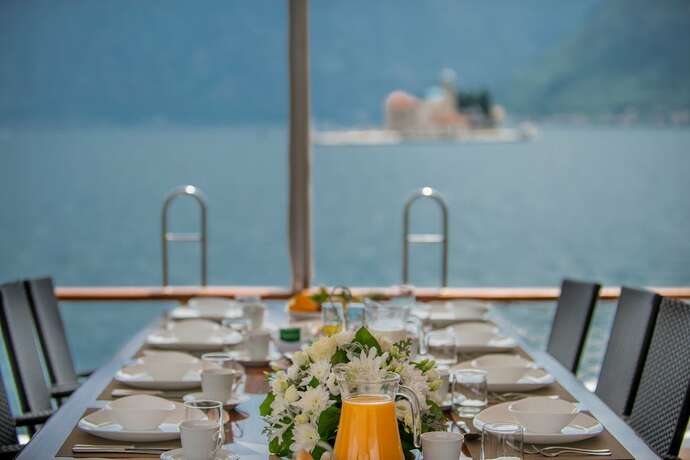 Imagen general del Hotel Dm Yachting - 7 Night Cruise Sun-Sun. Foto 1