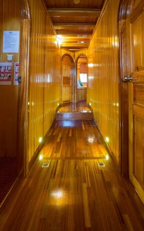 Imagen general del Hotel Dm Yachting - 7 Night Cruise Sun-Sun. Foto 5