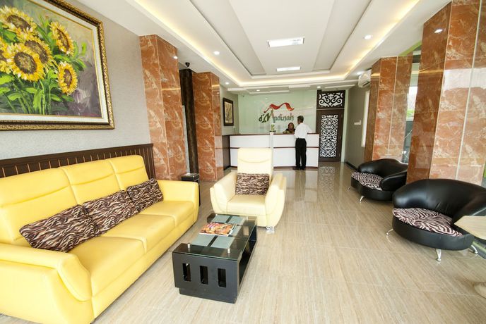 Imagen de los interiores del Hotel D'madinah Residence Syariah Solo. Foto 14