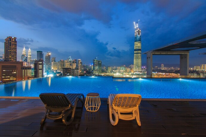 Imagen de la piscina del Hotel D'majestic Place By Homes Asian 1. Foto 32