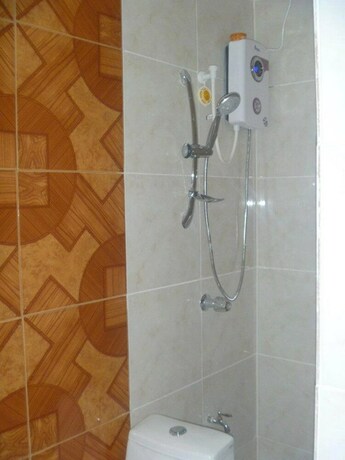 Imagen de la habitación del Hotel D'mariners. Foto 13