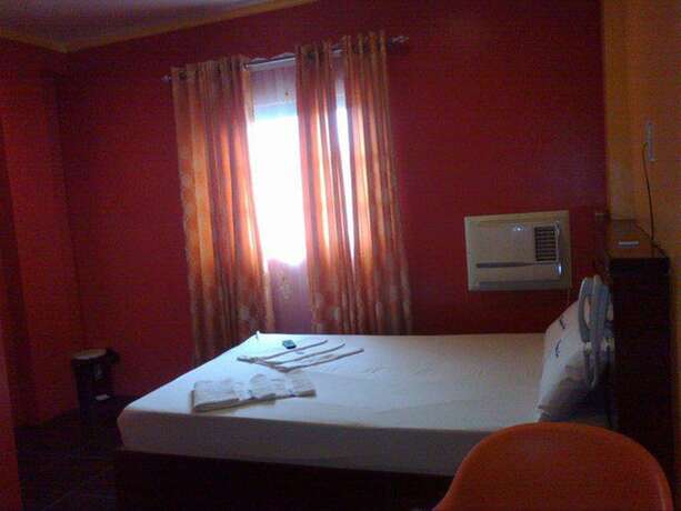 Imagen de la habitación del Hotel D'mariners. Foto 22