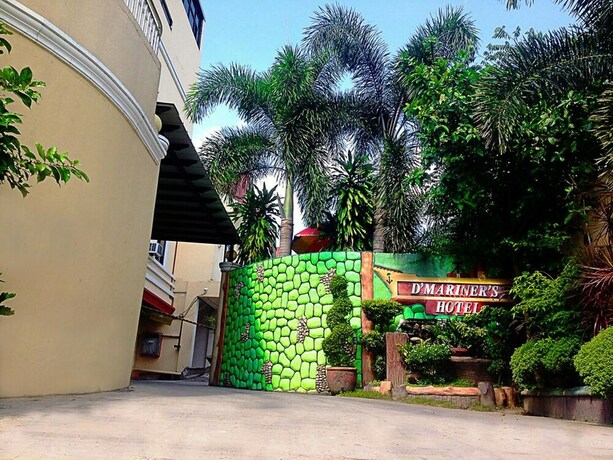 Imagen de los exteriores del Hotel D'mariners. Foto 24