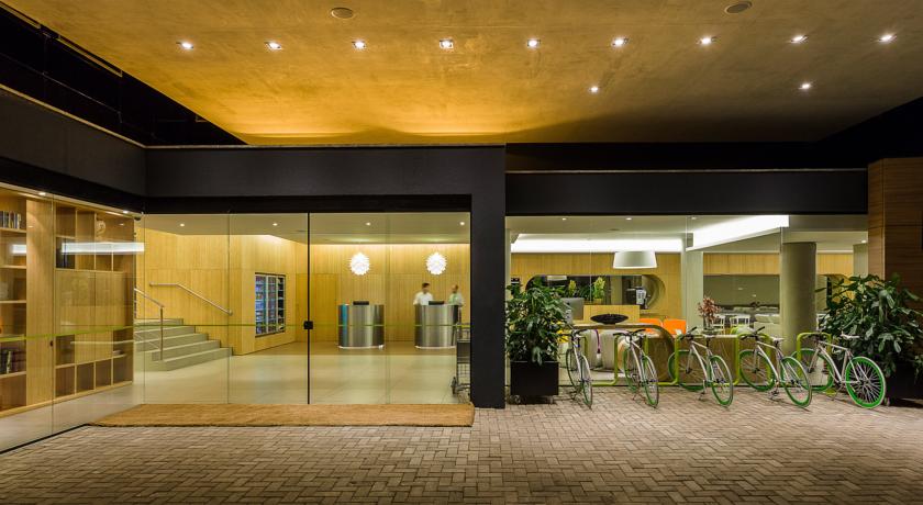 Imagen general del Hotel Dmax. Foto 5