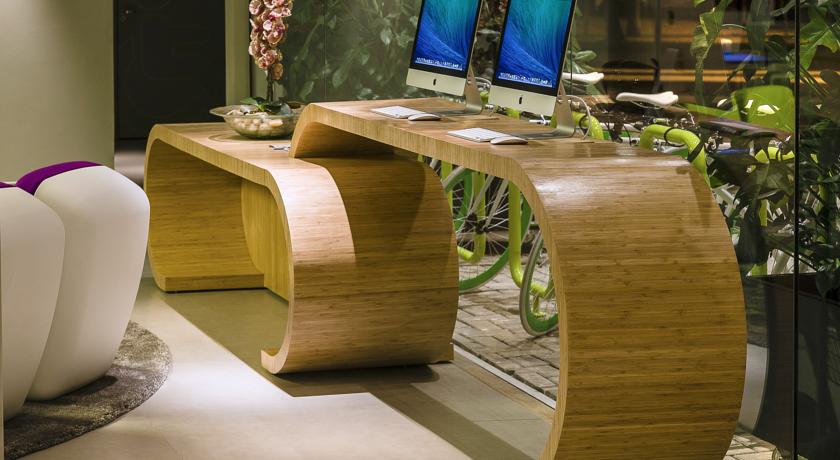 Imagen general del Hotel Dmax. Foto 12