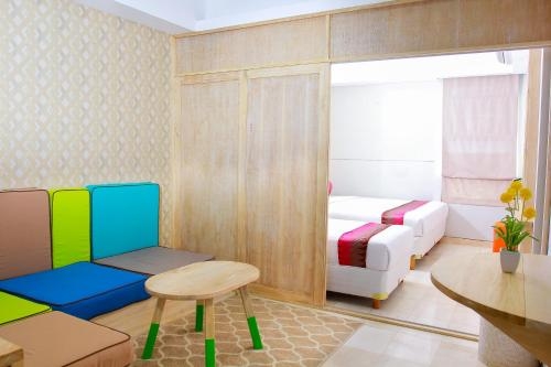 Imagen general del Hotel D'max & Convention. Foto 3