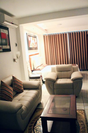 Imagen de la habitación del Hotel Dmilez. Foto 4