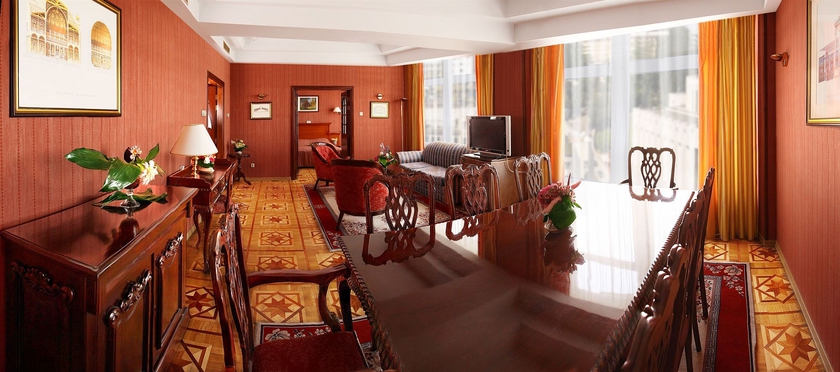 Imagen de los interiores del Hotel Dnipro. Foto 7