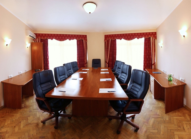 Imagen de los interiores del Hotel Dnipro. Foto 11