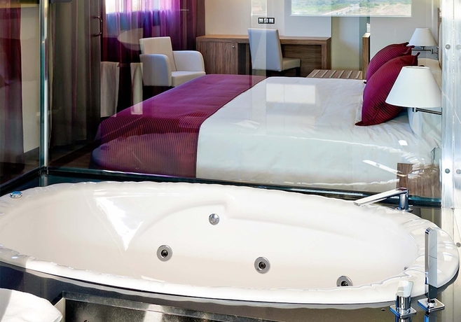 Imagen de la habitación del Hotel Dña Monse Spa and Golf. Foto 2