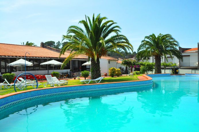 Imagen de la piscina del Hotel Do Cais. Foto 17