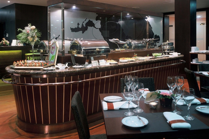 Imagen del bar/restaurante del Hotel Do Canal. Foto 5