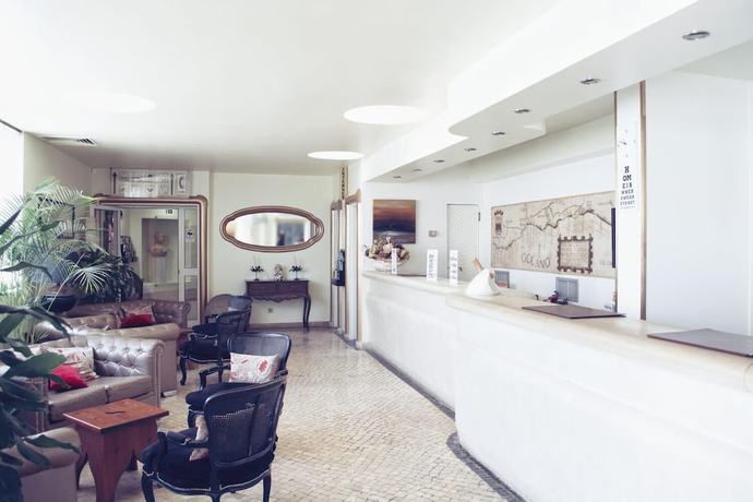 Imagen de los interiores del Hotel Do Cerro. Foto 6