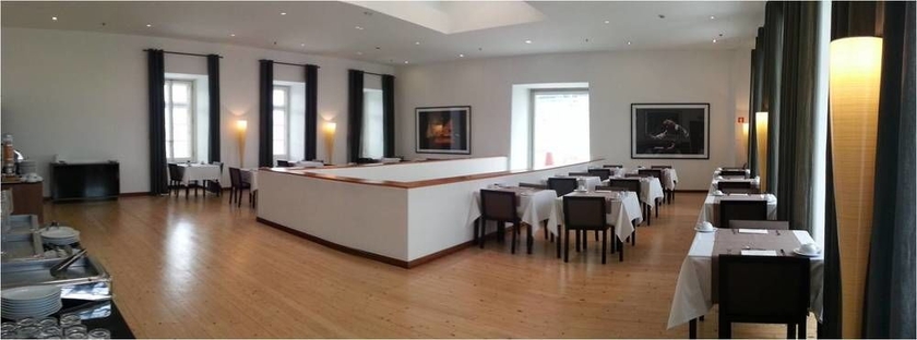 Imagen del bar/restaurante del Hotel Do Chiado. Foto 7