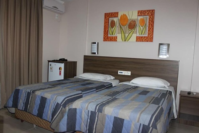 Imagen general del Hotel Do Com&eacute;rcio. Foto 10