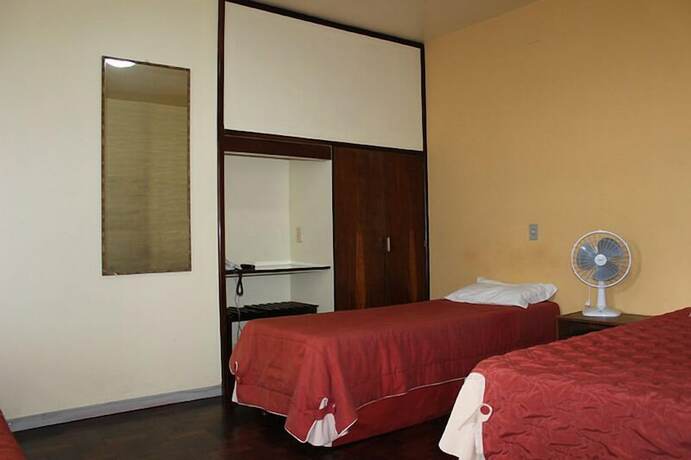 Imagen de la habitación del Hotel Do Com&eacute;rcio. Foto 21