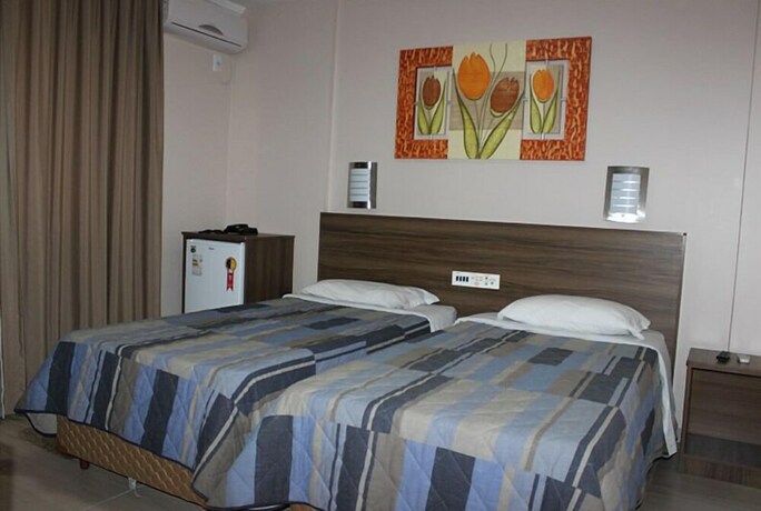 Imagen de la habitación del Hotel Do Com&eacute;rcio. Foto 24