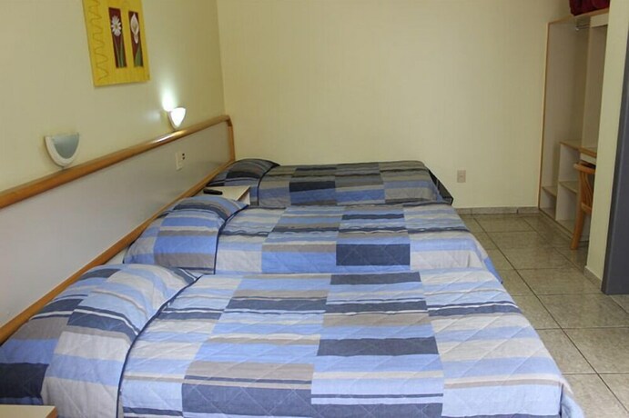 Imagen de la habitación del Hotel Do Com&eacute;rcio. Foto 32