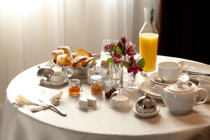 Imagen de la habitación del Hotel Do Placa Reial Powered By Sonder. Foto 8