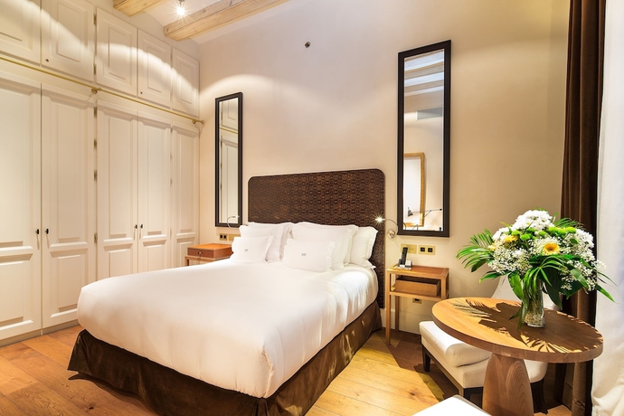 Imagen de la habitación del Hotel Do Placa Reial Powered By Sonder. Foto 12