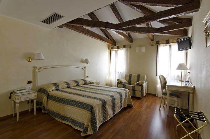 Imagen de la habitación del Hotel Do Pozzi. Foto 8