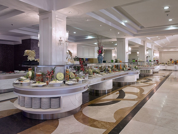 Imagen del bar/restaurante del Hotel Dobedan Exclusive and Spa. Foto 3