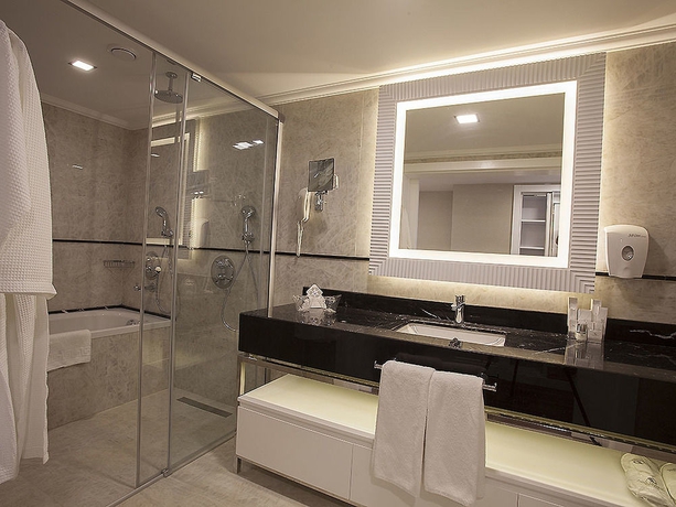 Imagen de la habitación del Hotel Dobedan Exclusive and Spa. Foto 9