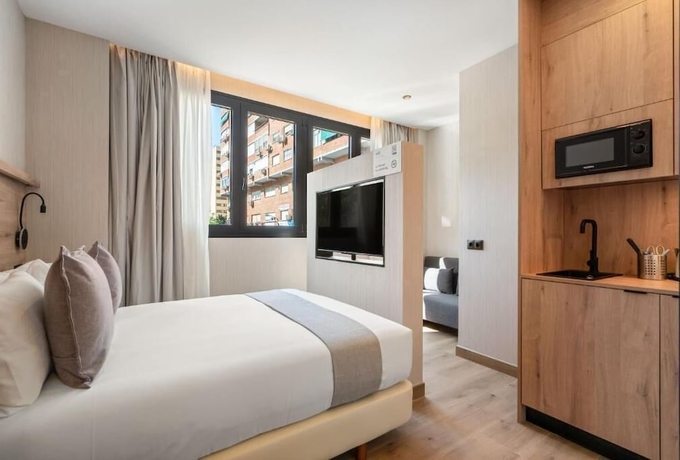 Imagen de la habitación del Hotel Dobo Madrid Betanzos. Foto 7
