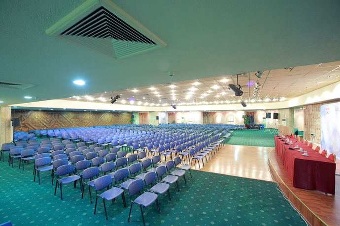 Imagen de los interiores del Hotel Dobrudja. Foto 4