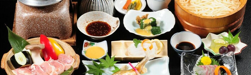 Imagen del bar/restaurante del Hotel Dochu Land Shin Onsen. Foto 8