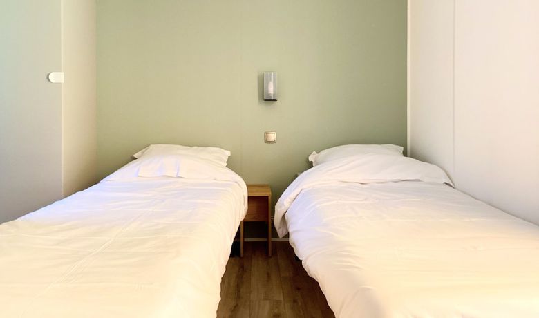 Imagen de la habitación del Hotel D&ocirc;me Paradise. Foto 4