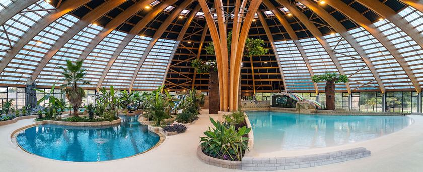 Imagen de la piscina del Hotel D&ocirc;me Paradise. Foto 17