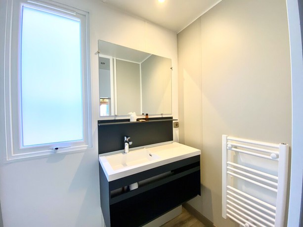 Imagen de la habitación del Hotel D&ocirc;me Paradise. Foto 14