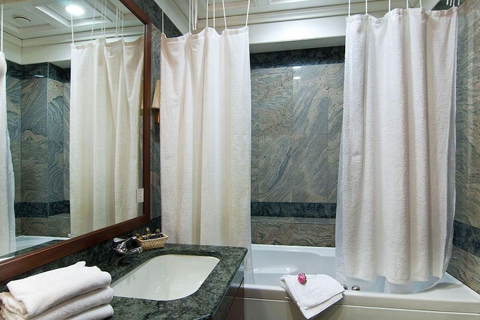 Imagen general del Hotel Dock. Foto 4