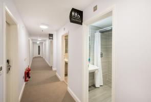 Imagen de los interiores del Hotel Docklands Lodge. Foto 9