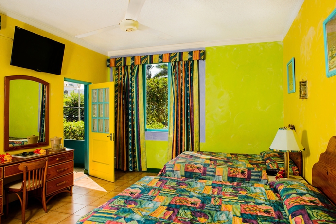 Imagen de la habitación del Hotel Doctors Cave Beach. Foto 11