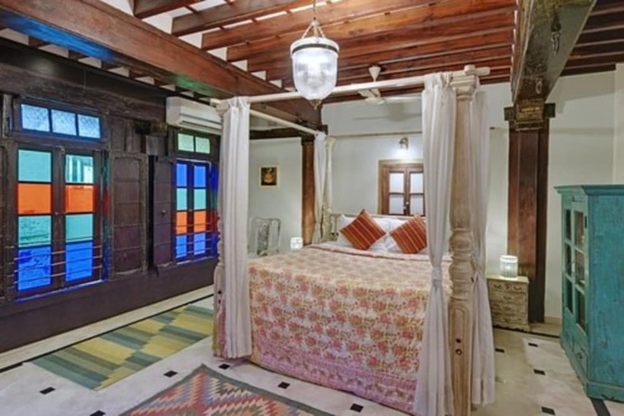 Imagen de la habitación del Hotel Dodhia Haveli. Foto 10