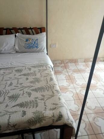 Imagen de la habitación del Hotel Dodoma Guest House. Foto 15
