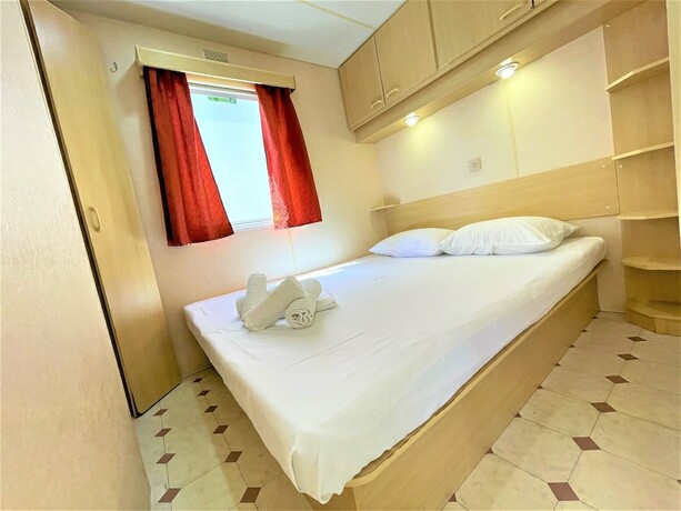 Imagen de la habitación del Hotel Dodo\'s perivolos. Foto 18