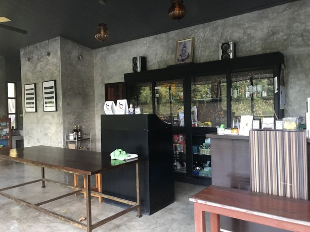 Imagen de los interiores del Hotel Doembangvilla. Foto 19