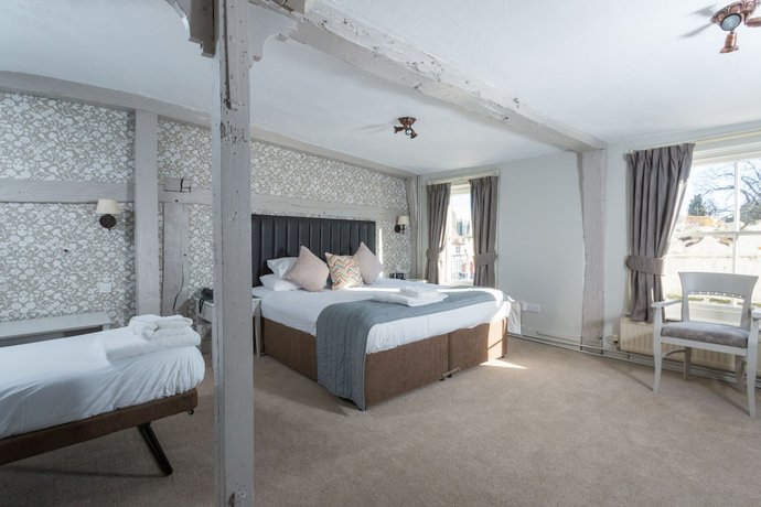 Imagen de la habitación del Hotel Dog and Bear, Lenham. Foto 11
