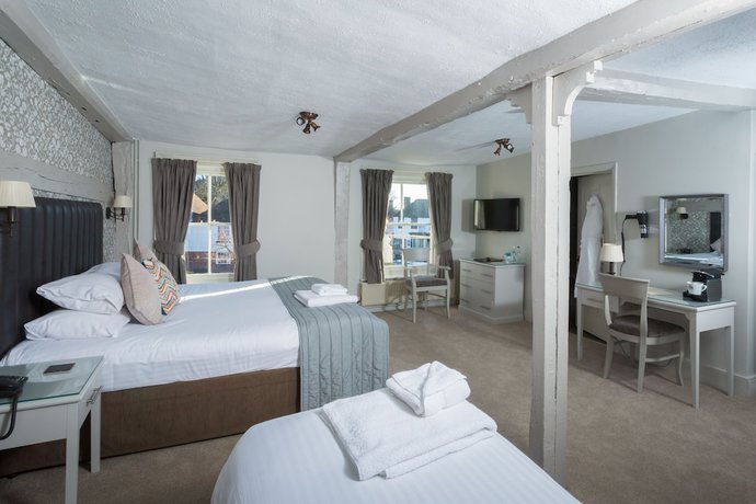 Imagen de la habitación del Hotel Dog and Bear, Lenham. Foto 12