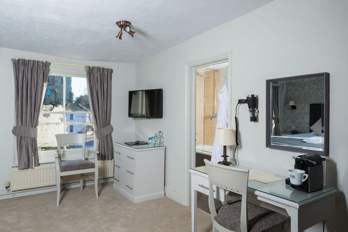 Imagen de la habitación del Hotel Dog and Bear, Lenham. Foto 15