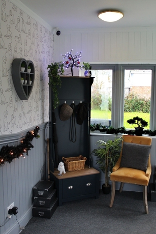 Imagen de los interiores del Hotel Dog and Partridge Inn. Foto 16
