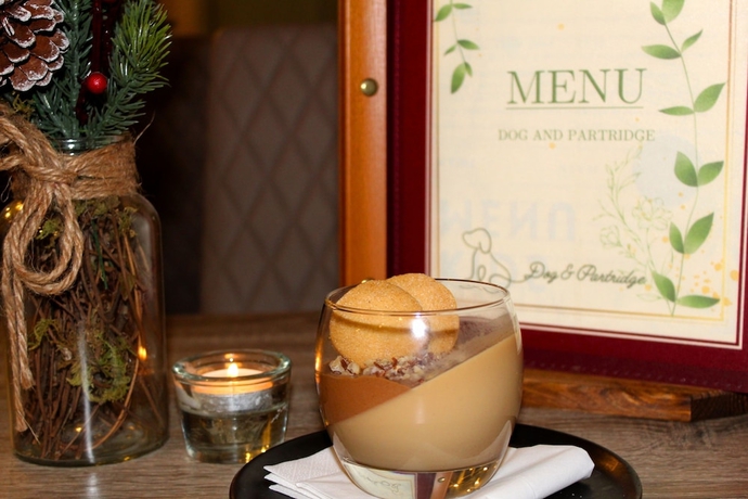 Imagen del bar/restaurante del Hotel Dog and Partridge Inn. Foto 7