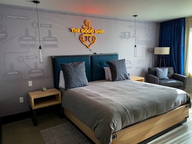 Imagen de la habitación del Hotel DogHouse Columbus. Foto 6