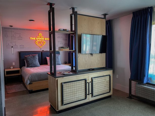Imagen de la habitación del Hotel DogHouse Columbus. Foto 8